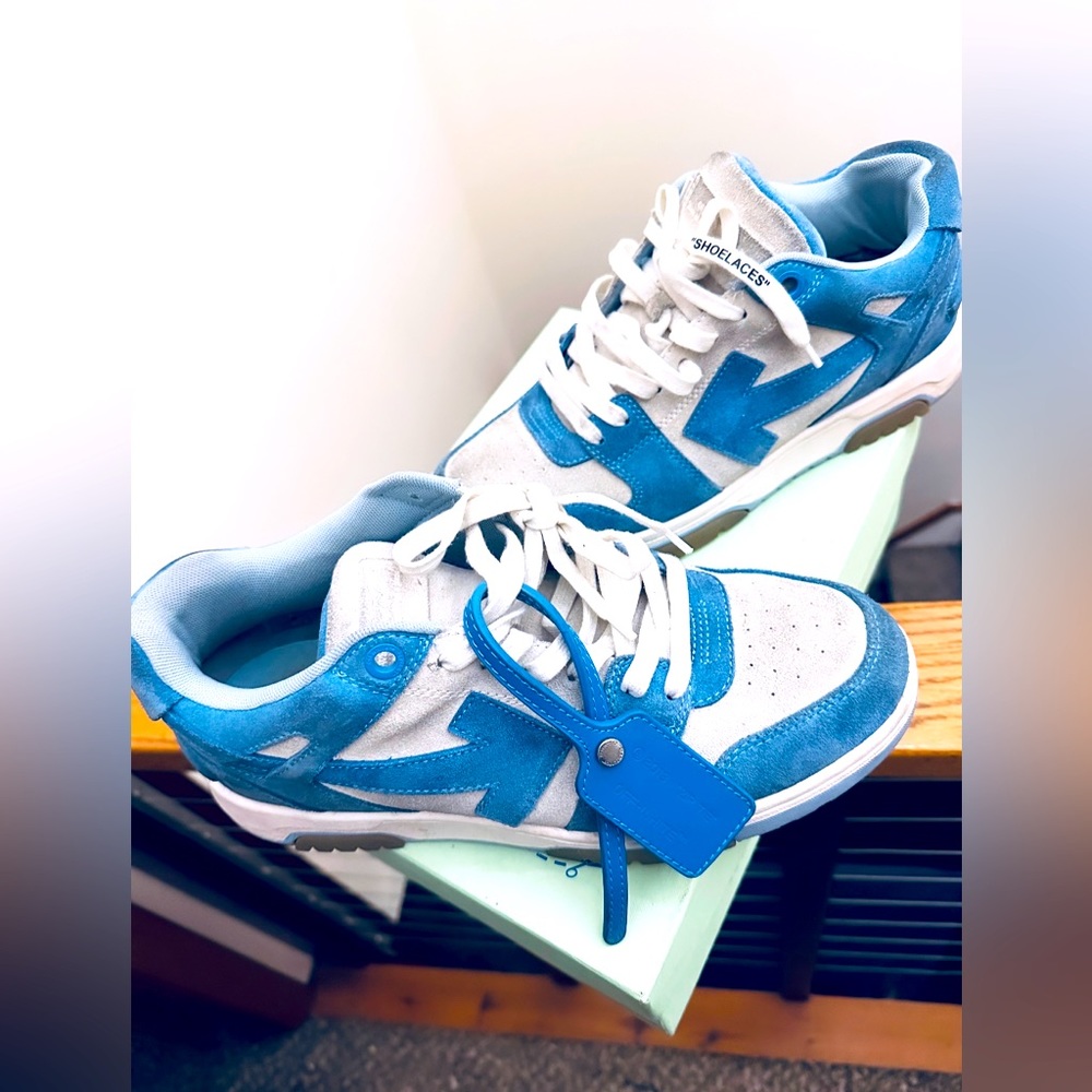 Off-white sneakers!